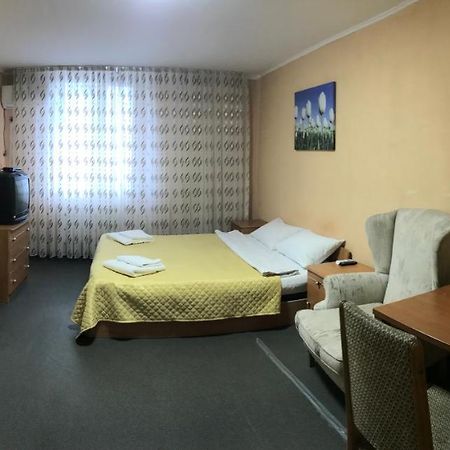 Мини Отель «Positive” Kiev Exterior foto